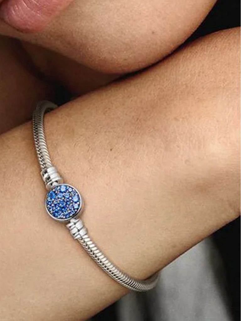 Pulsera estilo pandora con broche circones azules