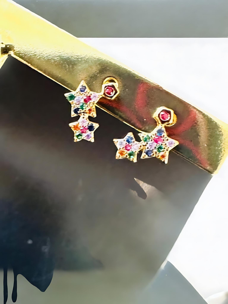 Topos estrella con circones en oro laminado 18k