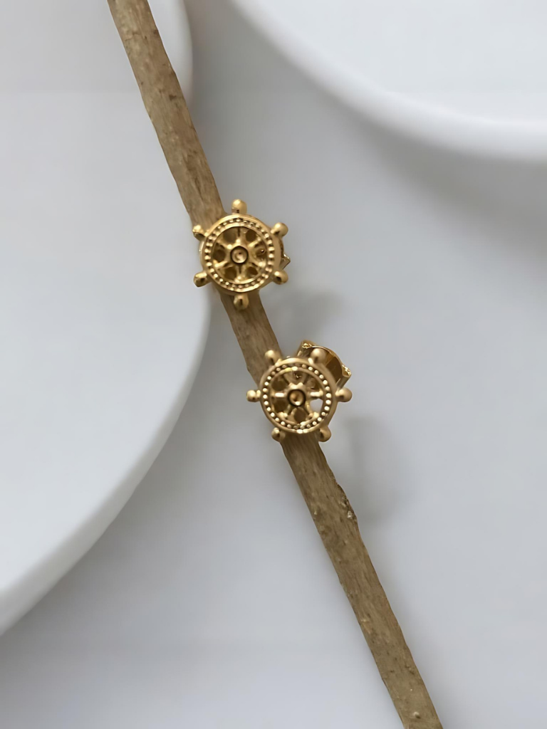Topos timón en oro laminado 18k