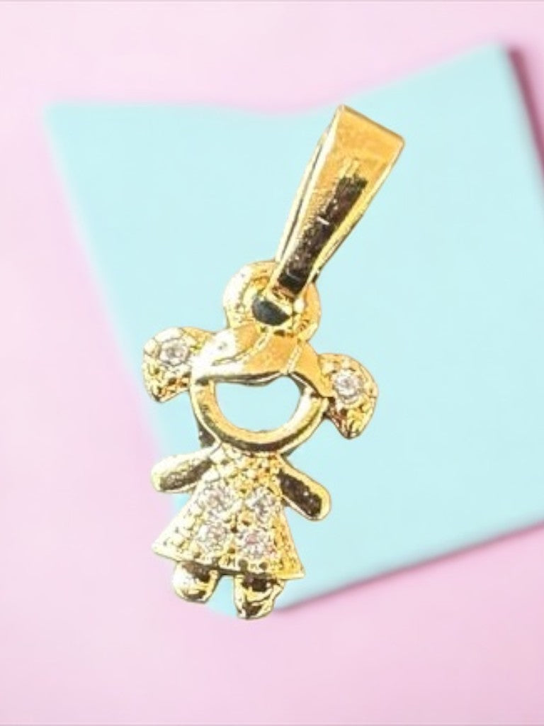 Dije niña oro laminado 18k
