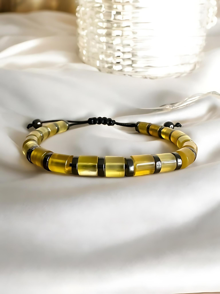 Pulsera ajustable amarilla