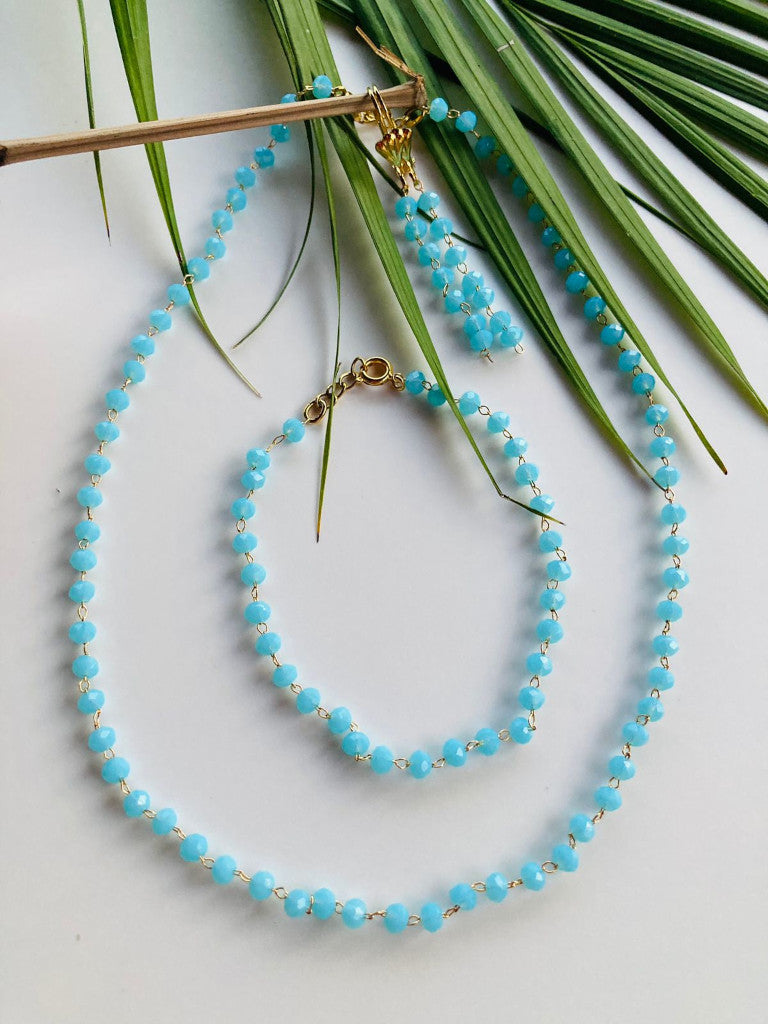 Set de choker, pulsera y aritos
