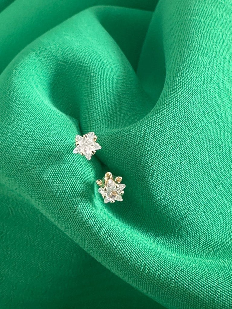 Topos estrella circon # 4 en oro laminado 18k