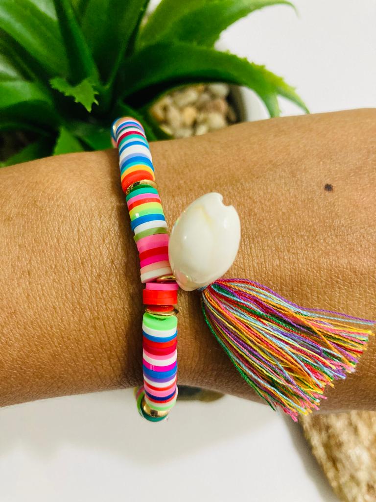 Pulsera tipo vintage borla