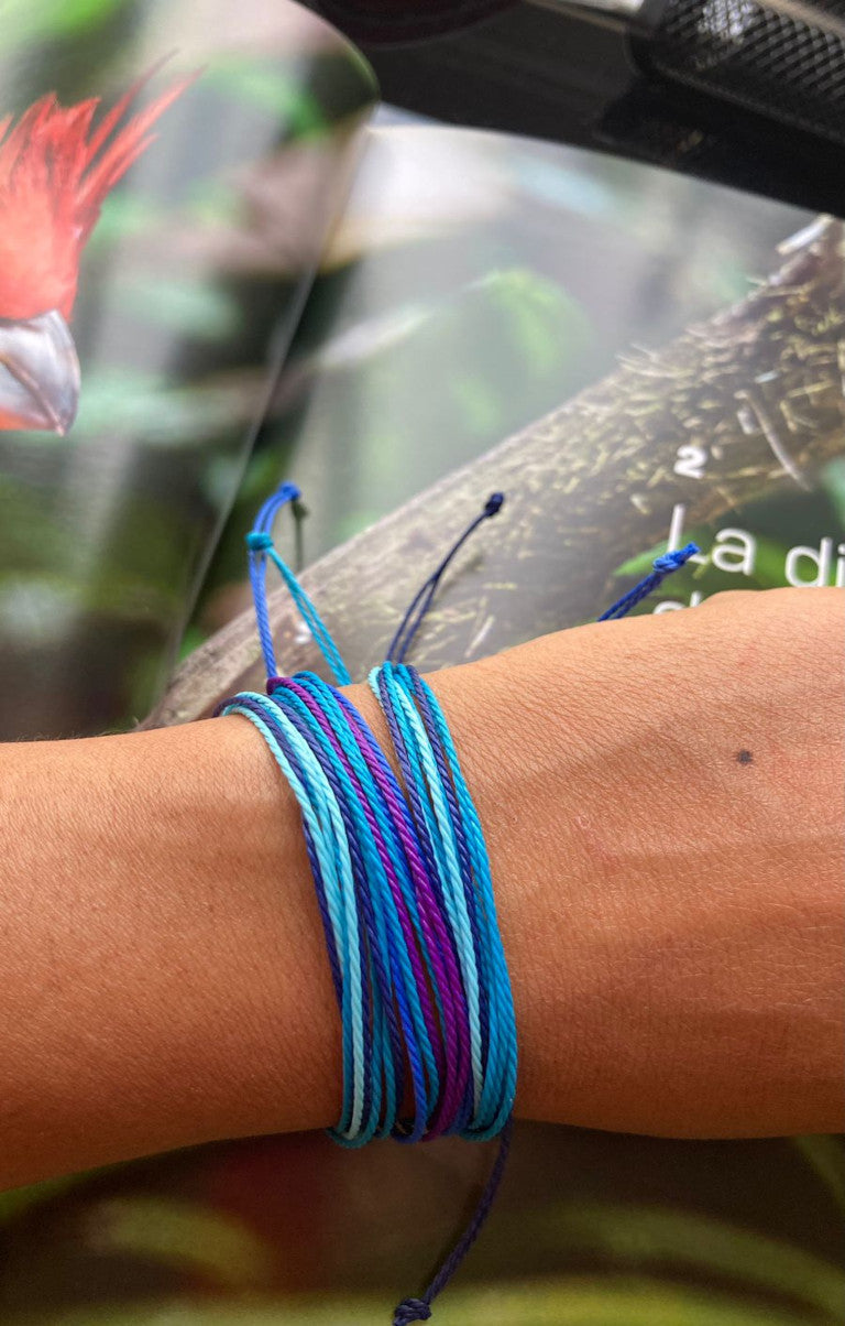 Pulsera en hilo encerado