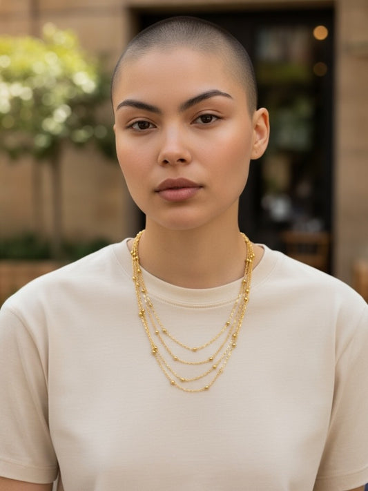 Collar en capas con baño plata dorada