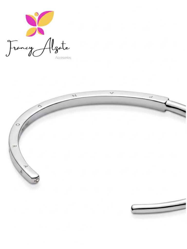 Brazalete estilo Pandora en Plata