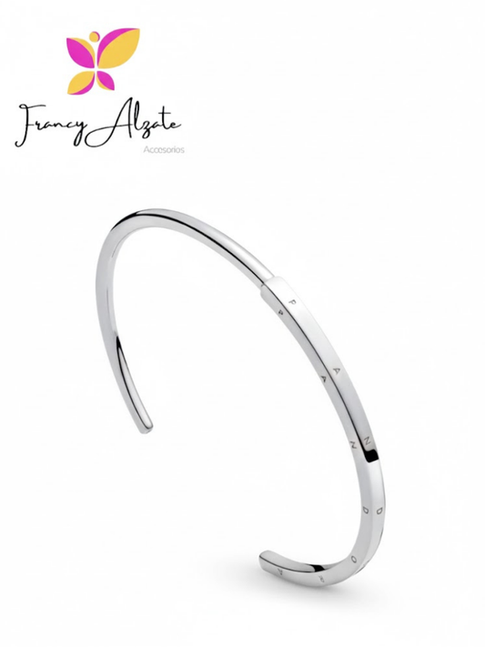 Brazalete estilo Pandora en Plata